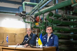 Γιατί πήγε ο Δένδιας στο Κίεβο: Το έμμεσο μήνυμα για την Τουρκία και η εξίσωση Πούτιν - Ερντογάν