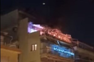 Θεσσαλονίκη: Φωτιά σε επιχείρηση με αιθέρια έλαια - "Καιγόταν και φώναζε βοήθεια, τον σβήσαμε με το λάστιχο" [Βίντεο] - εικόνα 4