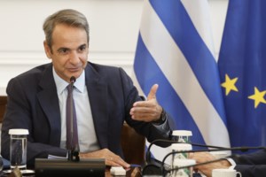 Κεραμέως: Έκτακτο επίδομα Χριστουγέννων ύψους 100 έως 200 ευρώ για συνταξιούχους και ευάλωτες ομάδες