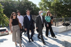 Εξάρχεια: Συνελήφθη ο 26χρονος που αποπειράθηκε να βιάσει τη δημοσιογράφο Ελπινίκη Χάγια - εικόνα 2