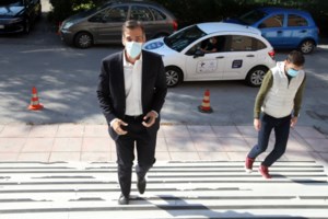 Θεσσαλονίκη: Ψυχολόγοι στα νεκροταφεία για τους συγγενείς των νεκρών