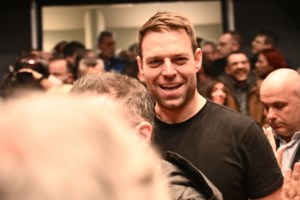 Ο "απόλυτος αιφνιδιασμός" από τον Κασσελάκη: Η ενόχληση της Αχτσιόγλου και η "απάντηση" στην ερώτηση "Απέναντι στον Μητσοτάκη, ποιος;" - εικόνα 5
