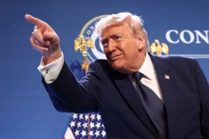 Αναλυτής του Reuters: Ο Ντόναλντ Τραμπ είναι τρελός πρόεδρος, είναι καταστροφή για όλο τον κόσμο