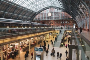 Κορονοϊός - Διάγγελμα βασίλισσας Ελισάβετ: Περίοδος μεγάλης ανησυχίας και αβεβαιότητας