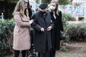 "Ποτέ ξανά, Θεσσαλονίκη - Άουσβιτς": Η συγκίνηση της Κατερίνας Σακελλαροπούλου - 79 χρόνια από τον τελευταίο συρμό  [εικόνες] - εικόνα 3