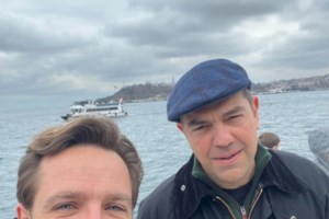 "Εντάξει κόντεψα να πνιγώ": Η ανάρτηση Πολάκη για τους "Peaky Blinders" Τσίπρα, Καρανίκα, Παππά και Τσακαλώτο - εικόνα 2