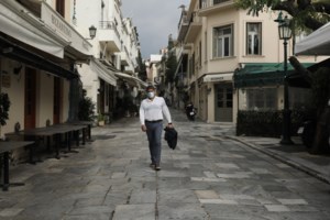 Ο Μητσοτάκης με τον chef Λαζάρου και επαγγελματίες της εστίασης: Απαλλαγή από ενοίκιο και τον Μάρτιο, μόνιμες μειώσεις φόρων - εικόνα 2