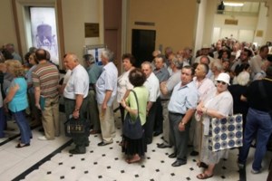 Επιδόματα και ενισχύσεις σε ένα εκατομμύριο δικαιούχους - Αναλυτικά όλες οι ημερομηνίες πληρωμής