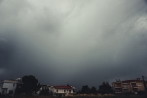 Meteo: 2.400 κεραυνοί έπεσαν στη χώρα τη Δευτέρα - Οι περιοχές με τα μεγαλύτερη ύψη βροχής - εικόνα 2