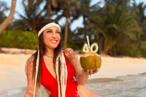 Η Ιωάννα Παλιοσπύρου εγκλωβισμένη στις Μαλδίβες - "Τέταρτη μέρα με ακυρωμένη πτήση" [βίντεο]