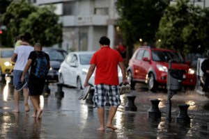 Κακοκαιρία: Ποια δρομολόγια πλοίων δεν εκτελούνται λόγω των ισχυρών ανέμων