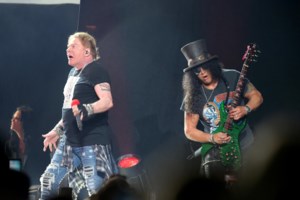 Guns N’ Roses: Πότε ξεκινάει προπώληση εισιτηρίων για τη συναυλία στο Ολυμπιακό Στάδιο - Πόσο κοστίζουν