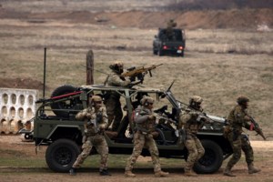 Στον Λευκό Οίκο τη Δευτέρα Μακρόν και Στάρμερ - "Θα πω στον Τραμπ να μην εμφανίζεται αδύναμος μπροστά στον Πούτιν" - εικόνα 3