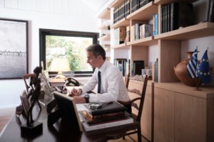 Κοντοζαμάνης: Θα γίνονται έξι αντί για πέντε εμβόλια για τον κορονοϊό ανά φιαλίδιο της Pfizer - Με τη χρήση ειδικής σύριγγας