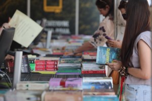 "Λευτεριά στην Παλαιστίνη": Γιγαντοπανό του ΚΚΕ στην Ακρόπολη - "Να σταματήσει η γενοκτονία" [εικόνες - βίντεο]