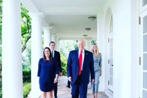 Αποκάλυψη - σοκ Τραμπ για Κιμ Γιονγκ Ουν: Είχε εκθέσει το αποκεφαλισμένο σώμα του θείου του σε κυβερνητικό κτίριο