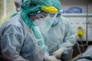 Καλά νέα: Βγήκε από την εντατική η 34χρονη από την Ζαχάρω – Είχε υποστεί εγκεφαλική αιμορραγία μετά τον εμβολιασμό - εικόνα 2