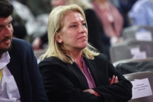 Δίκη για τη Μάνδρα: Τρεις ένοχοι μόνο για τις πλημμύρες – Ολοι αθώοι για ανθρωποκτονία από αμέλεια