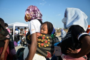 Καρά Τεπέ: Ο καταυλισμός είναι έτοιμος αλλά οι μετανάστες αρνούνται να μπουν - Καταγγέλλουν "νέα Μόρια" - εικόνα 3