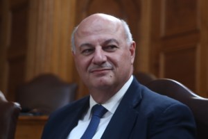 Πίσω ολοταχώς από την ΕΕ μετά τις διαμαρτυρίες των αγροτών: Αναβάλει την υπογραφή της συμφωνίας με τη Mercosur