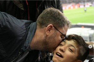 Μιχάλης Αεράκης: Πληροφορίες ότι ο "παπα-Μιχάλης" του Σασμού θα είναι υποψήφιος ευρωβουλευτής - Ποιο κόμμα τον πολιορκεί