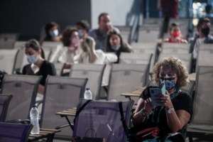 Κορονοϊός: Τέλος το εμβόλιο της AstraZeneca για τους κάτω των 60 - Τι εισηγούνται οι ειδικοί - εικόνα 2