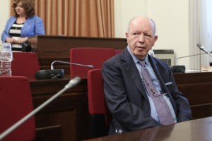 Σταύρος Ψυχάρης: Όταν έβγαινε στο "σφυρί" η πολυτελής βίλα του στο Πόρτο Χέλι έναντι 11,7 εκατ. ευρώ - εικόνα 7