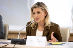 Με SMS επικοινωνεί πλέον η Ολένα Ζελένσκα: "Φοβάμαι για τον άντρα μου - Είναι γενοκτονία αυτό που γίνεται" - εικόνα 3