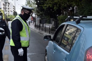 Βροχή τα πρόστιμα της Τροχαίας: 3.072 παραβάσεις, σε μία εβδομάδα, για μη χρήση κράνους και στάθμευση σε θέσεις ΑμεΑ