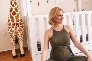 Νάντια Μπουλέ: Μας δείχνει το σώμα της μία μέρα μετά τη γέννα - "Ευγνώμων για το δώρο που μου χάρισε" - εικόνα 2