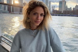 Άννα Βίσση: Ένα αστέρι, το πιο λαμπερό γεννήθηκε 64 χρόνια πριν - Η αρετουσάριστη φωτογραφία - εικόνα 12