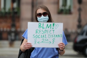 Οι γάτες μπορούν να κολλήσουν κορονοϊό από τους ανθρώπους, επιβεβαιώνουν επιστήμονες