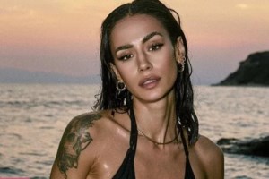 GNTM: Μητέρα και κόρη φόρεσαν μαγιό και τρέλαναν τους κριτές με την ομορφιά τους [Βίντεο]