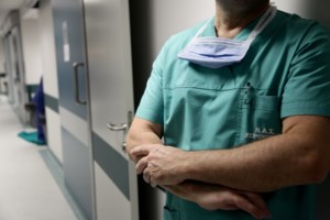 ΑΠΘ - Λουκέτο στη Σχολή Θετικών Επιστημών μετά από απειλές κατά των ελεγκτών covid - εικόνα 3