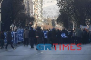 Βέλγιο: Αγρια επεισόδια σε διαδήλωση κατά των μέτρων για την πανδημία [εικόνες - βίντεο] - εικόνα 2