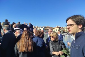 Μήνυμα Μητσοτάκη από τα Χανιά για τα Θεοφάνεια: Θα βρισκόμαστε πάντα στην πρώτη γραμμή για την αντιμετώπιση των δυσκολιών - εικόνα 2