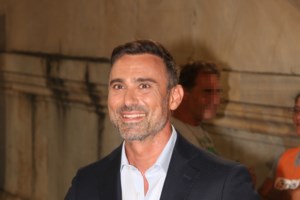 Γιώργος Καπουτζίδης στον Κυριάκο Μητσοτάκη: "Γιατί είμαι ο άνθρωπος με τα λιγότερα δικαιώματα;"