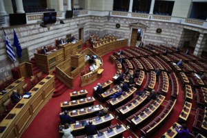 Πρώτη νίκη του ΠΑΣΟΚ με τα βαρέα και ανθυγιεινά - Ερχεται σκληρό pressing Ανδρουλάκη για golden visa και υπερκέρδη τραπεζών