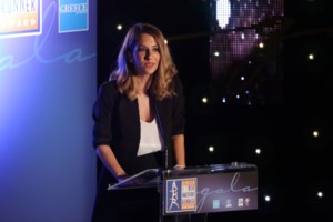 Λυκόβρυση: Βίντεο - ντοκουμέντο από κλοπή πολυκαταστήματος - Μπήκαν χωρίς γάντια και με μάσκες κορονοϊού
