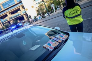 Χειροπέδες σε 20χρονο που έτρεχε στη Λ. Σχιστού με... 199 χιλιόμετρα- Το όριο ήταν 50 χλμ.