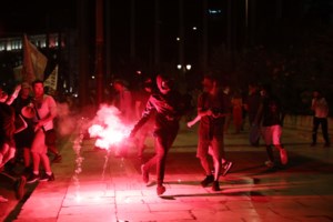 Σοκ στην Καστοριά: Οπλοστάσιο θαμμένο σε αγροτική περιοχή βρήκε η ΕΛΑΣ