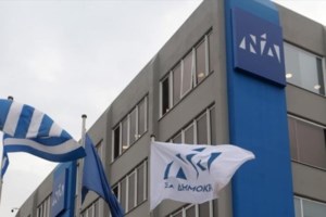 Εκλογές 2023: "Το ΠΑΣΟΚ αύξησε τα ποσοστά του κατά 40%" - Ικανοποίηση και χαμογέλα για το exit poll στη Χαριλάου Τρικούπη