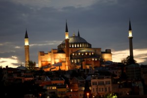 Τουρκικές προκλήσεις στην Αν. Μεσόγειο: Η Αθήνα συνεχίζει την διπλωματική της αντεπίθεση - Επαφές Μητσοτάκη με Μακρόν και Σίσι - εικόνα 3