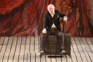 Σοκ στην Κύπρο: Στο εδώλιο για βιασμό πρώην μητροπολίτης - Κατηγορείται και για επίθεση σε ανήλικη - εικόνα 2