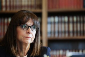 Ιερώνυμος: Θα έκανα από τους πρώτους το εμβόλιο για τον κορονοϊό αν δεν είχα την περιπέτεια με την υγεία μου