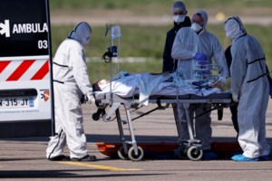 Ο Μποτσέλι θα ψάλλει μέσα στον άδειο καθεδρικό του Ντουόμο την Κυριακή του Πάσχα