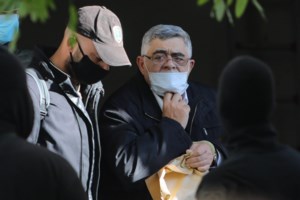 Ο καταδικασμένος Λαγός της Χρυσής Αυγής προκαλεί- Ζητάει να μη χάσει τα λεφτά του από την Ευρωβουλή