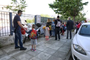 Διονύσης Σαββόπουλος: Ο υποχρεωτικός εμβολιασμός θα "βόλευε" τους δύσπιστους