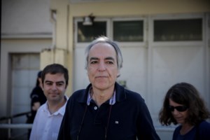 "Ντου" αντιεξουσιαστών στο σπίτι της προέδρου του Αρείου Πάγου: Πέταξαν τρικάκια για τον Κουφοντίνα