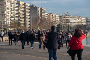 Συναγερμός για την ανεμβολίαστη Βόρεια Ελλάδα: Σχέδιο "πόρτα πόρτα" με εξορμήσεις κινητών μονάδων